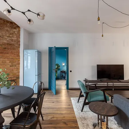 Apartment Industrial Style 2bd In Centre