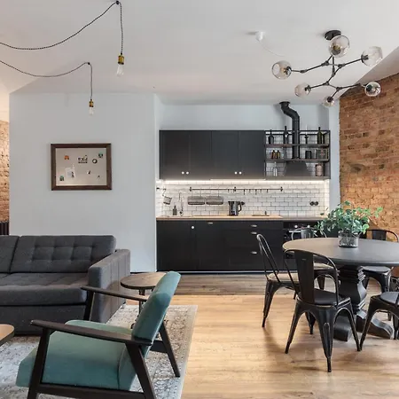 Industrial Style 2bd In Centre