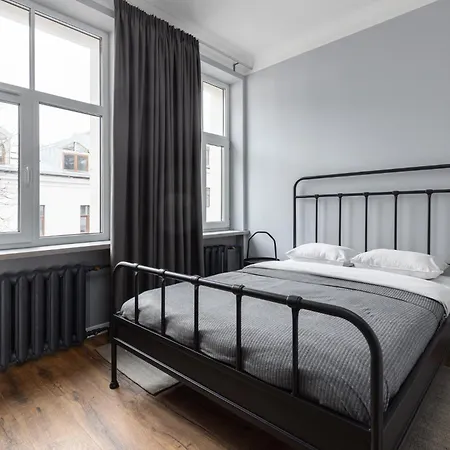 Industrial Style 2bd In Centre * Riga