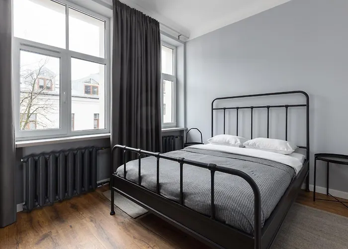 Industrial Style 2bd In Centre * Riga