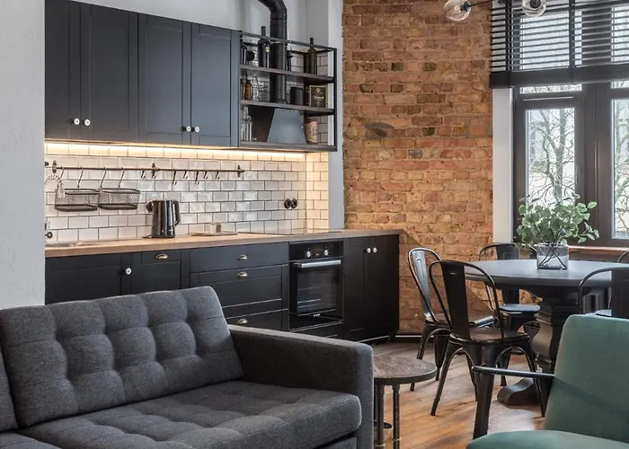 Industrial Style 2bd In Centre